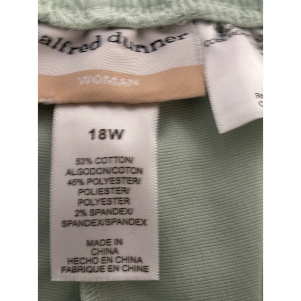 Alfred Dunner Woman Garden District Mint Green Pants Size 18W Medium
(A691) - Picture 5 of 5
